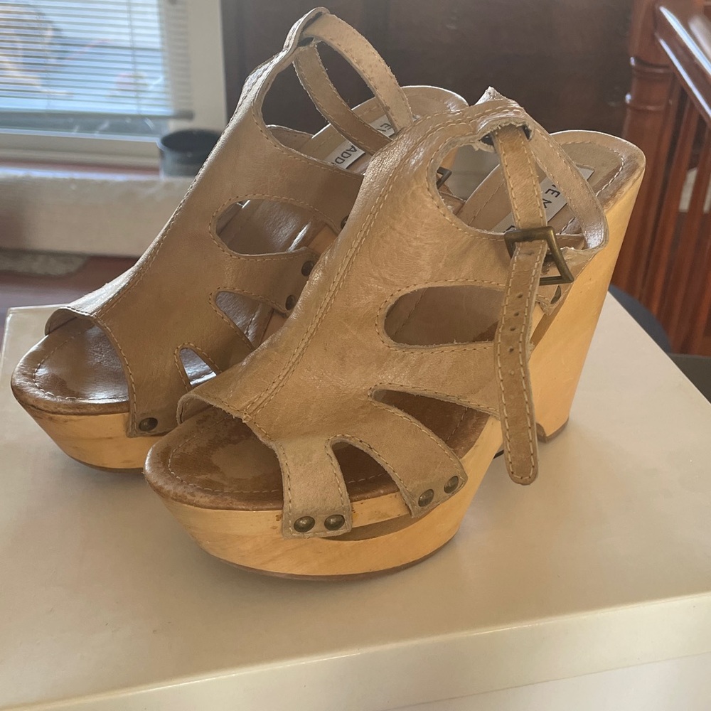 Steve Madden Beige Leather Cutout Platform Wedge Sandals HANDMADE - Picture 5 of 8